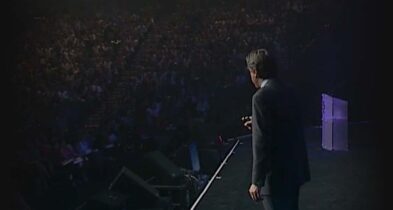 Public Speaker Ross Shafer addressing an audience