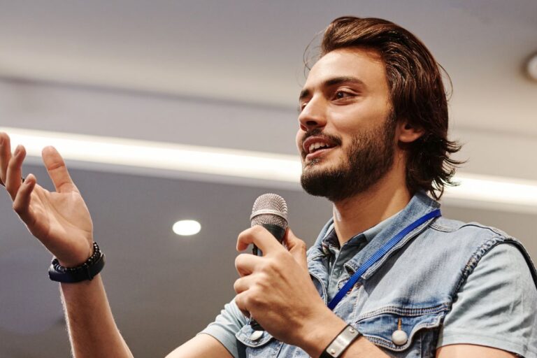 Man telling a great story in a mic